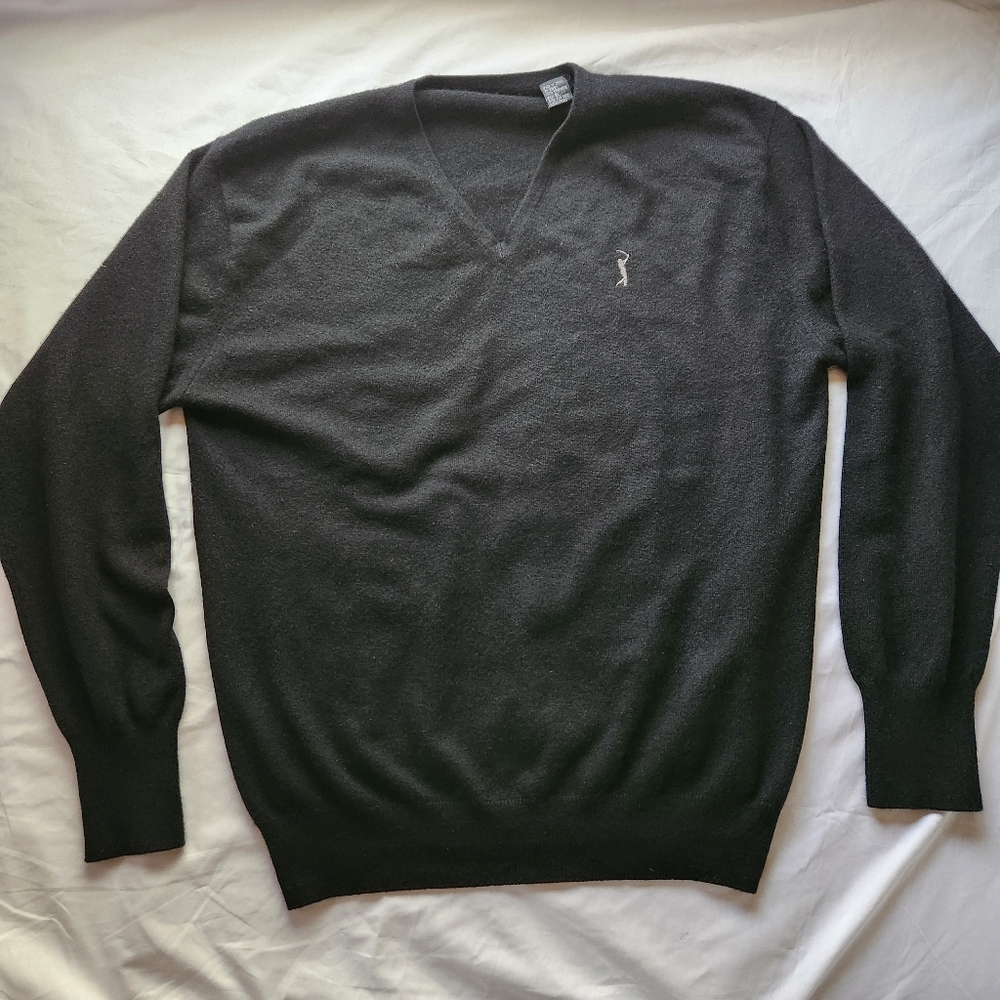 Vtg Forte Cashmere 100% Cashmere V-Neck Sweater with Embroidered Golfer Logo